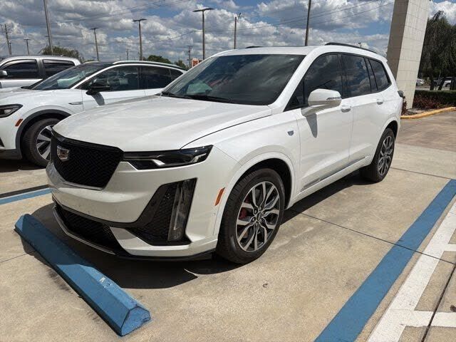 2023 CADILLAC XT6