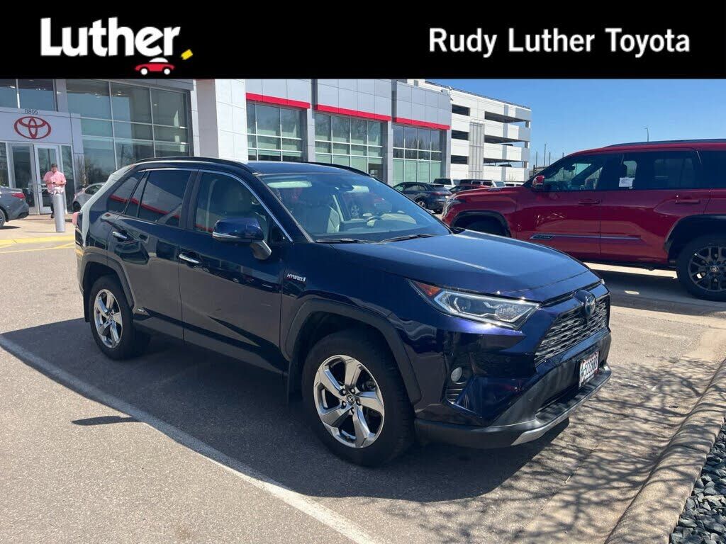 2019 TOYOTA RAV4