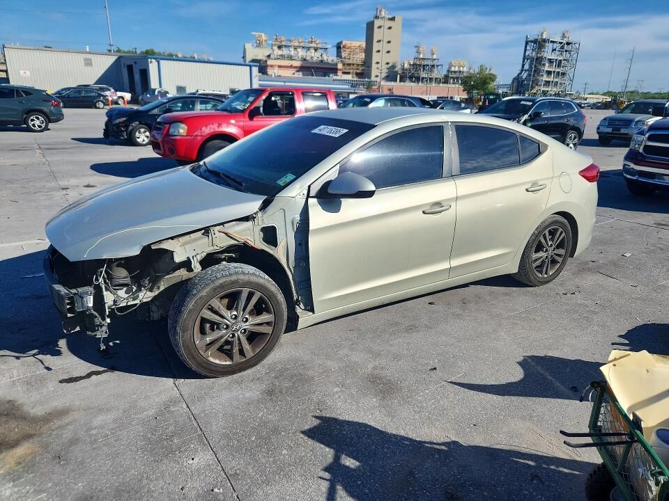 2018 HYUNDAI Elantra
