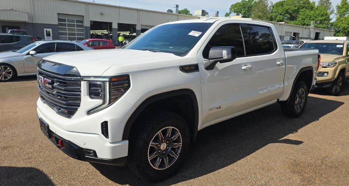 2025 GMC Sierra