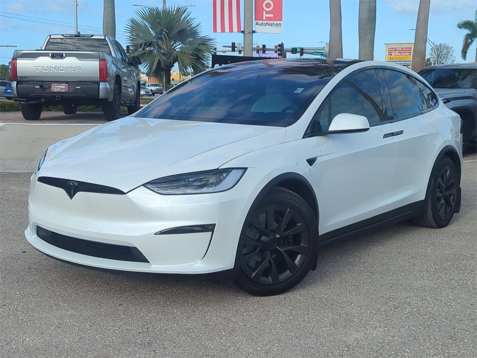 2024 TESLA Model X