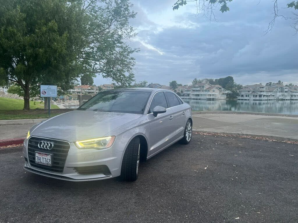 2015 AUDI A3
