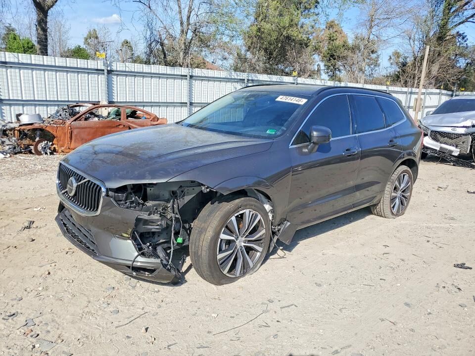 2022 VOLVO XC60