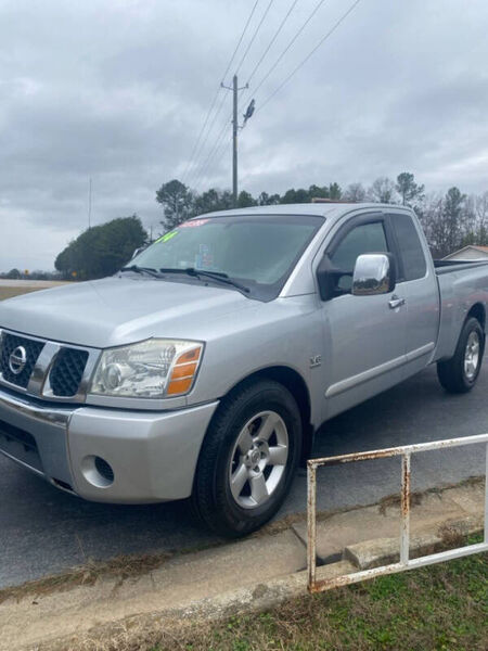 2004 NISSAN Titan