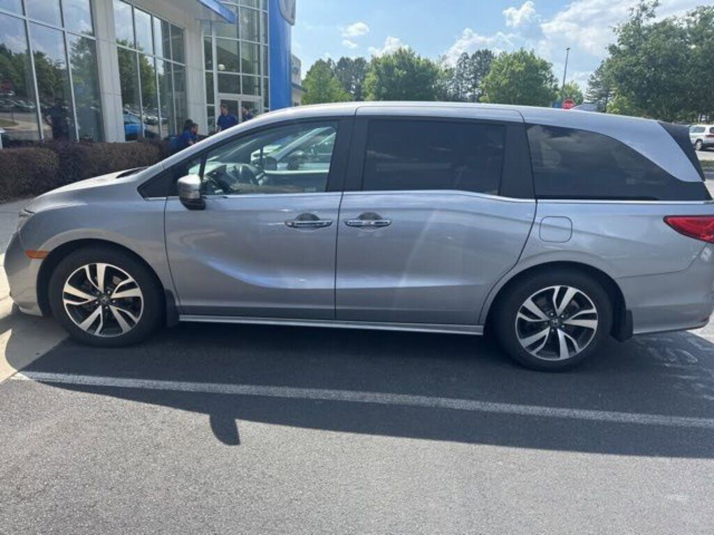 2022 HONDA Odyssey