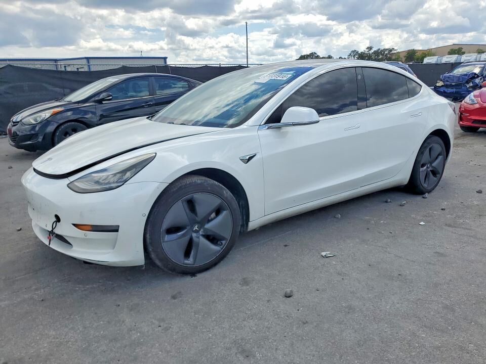 2019 TESLA Model 3