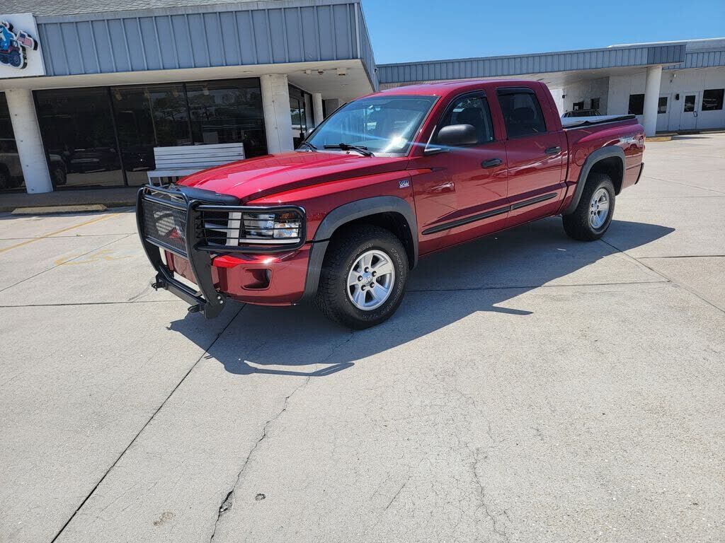 2010 DODGE Dakota
