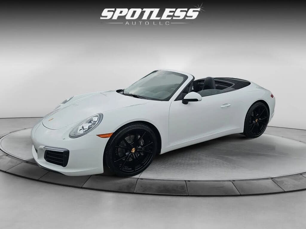 2017 PORSCHE 911