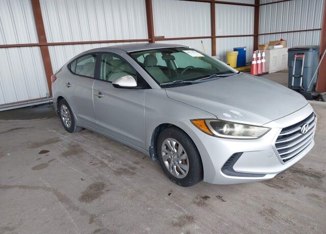2017 HYUNDAI Elantra