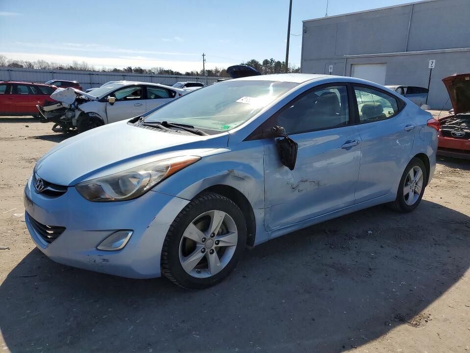 2012 HYUNDAI Elantra