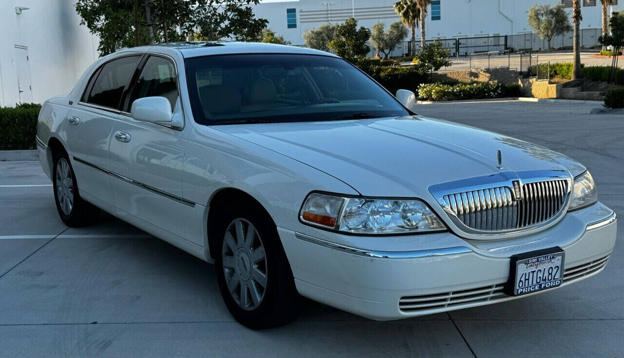 2006 LINCOLN Town Car