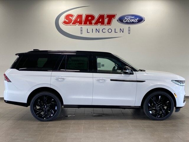 2026 LINCOLN Navigator