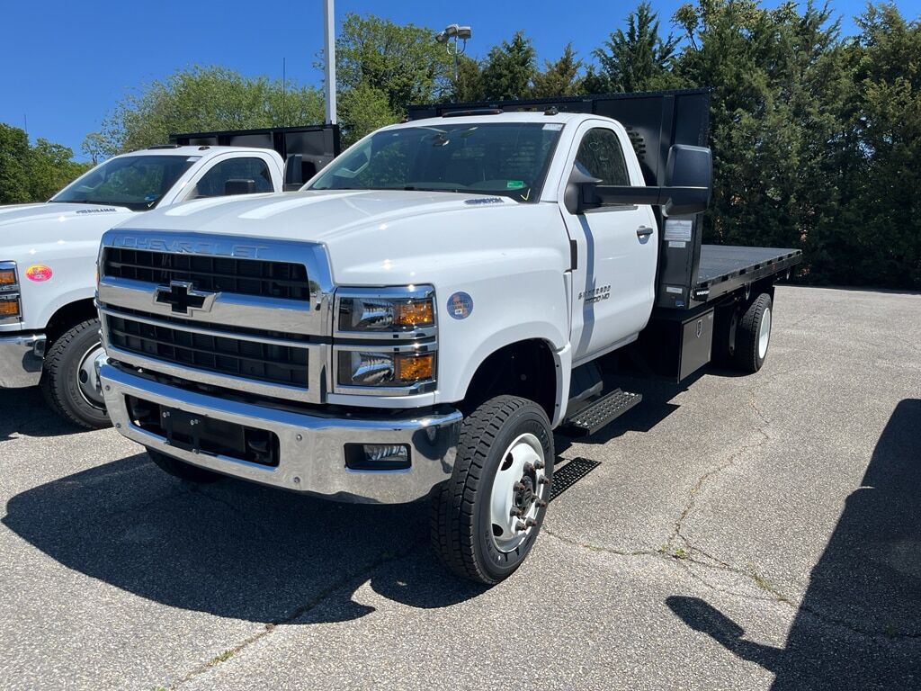 2024 GMC Silverado Medium Duty