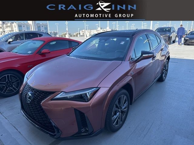 2025 LEXUS UX
