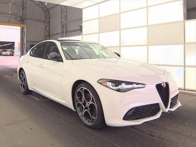 2024 ALFA ROMEO Giulia