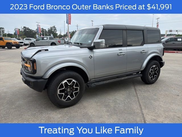 2023 FORD Bronco