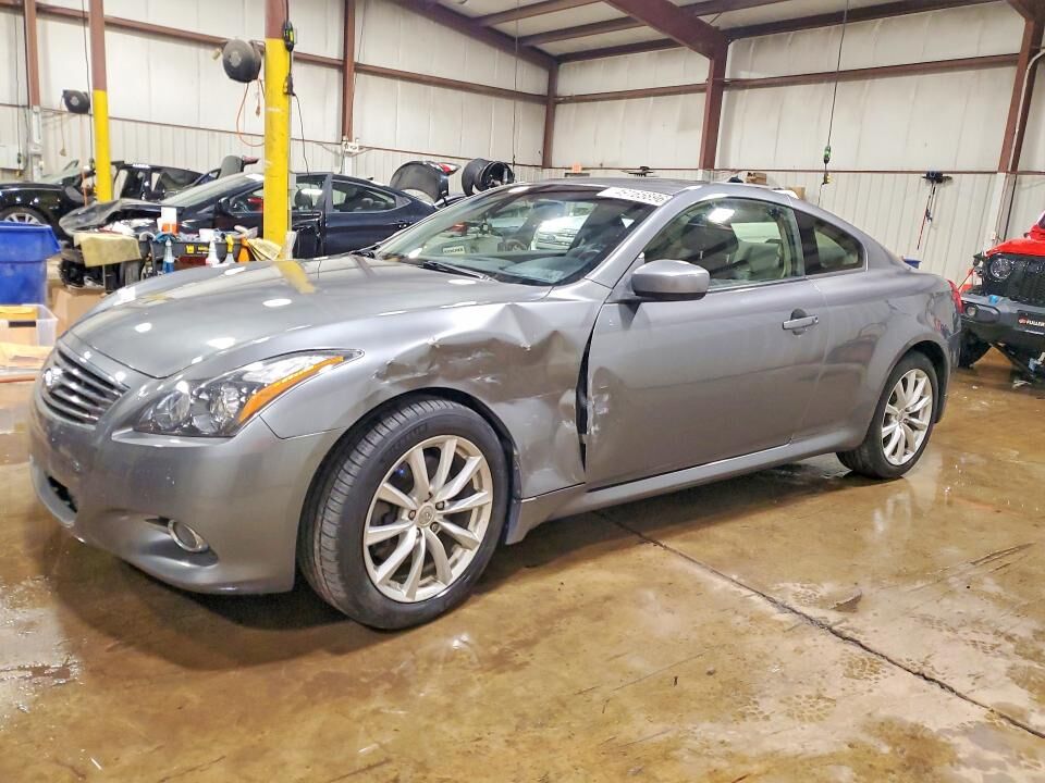 2013 INFINITI G37