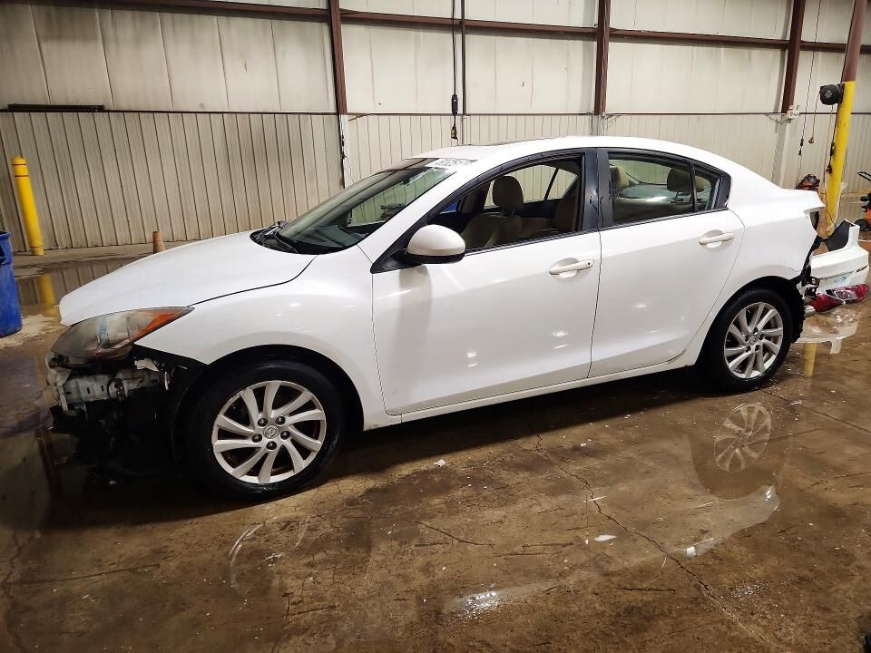 2012 MAZDA Mazda3