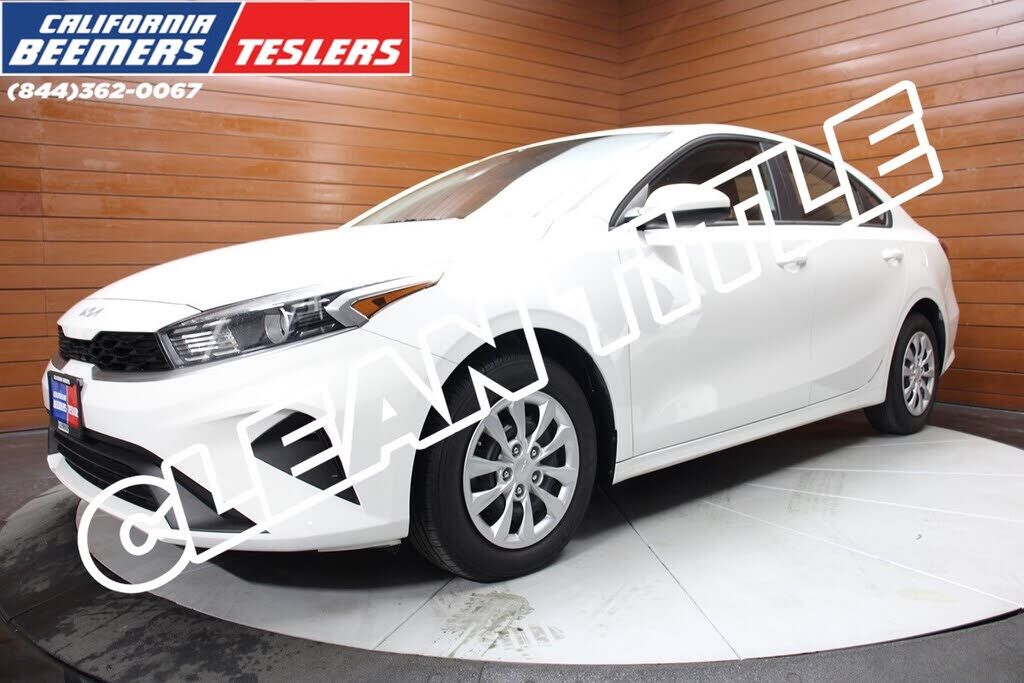 2023 KIA Forte