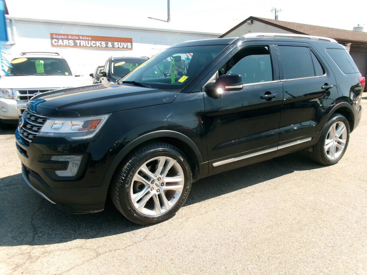 2017 FORD Explorer