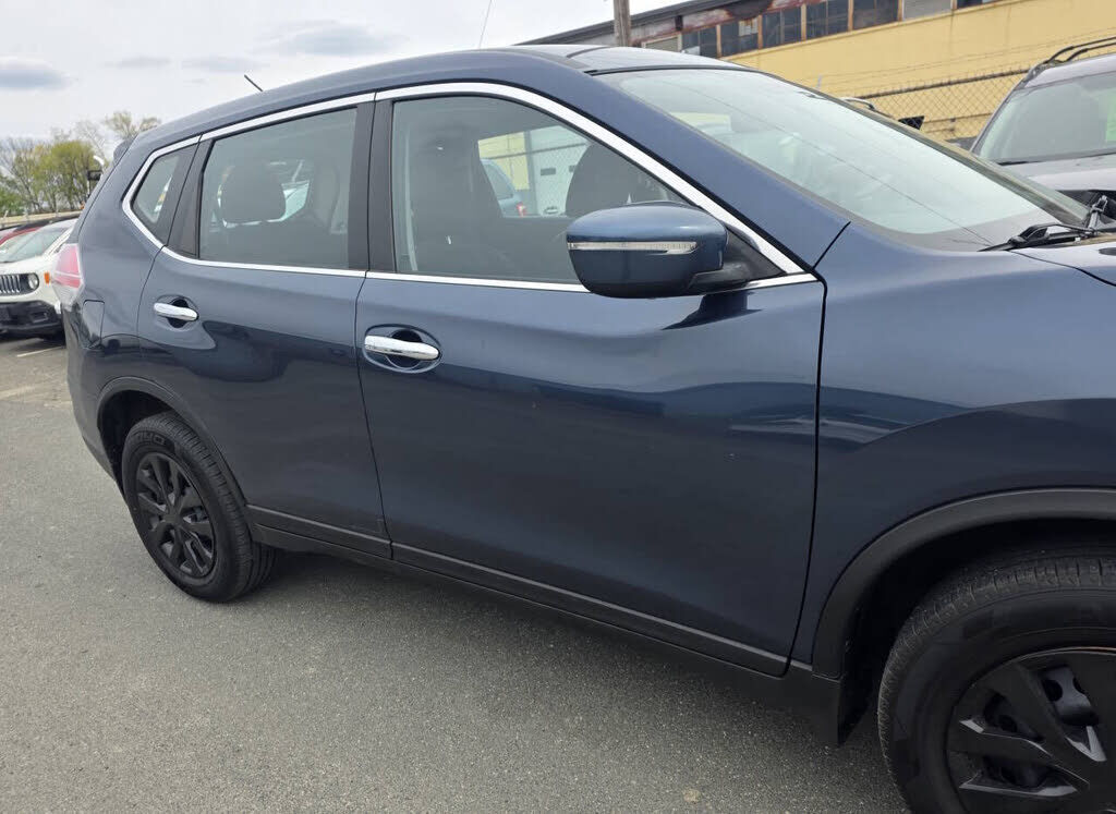 2015 NISSAN Rogue