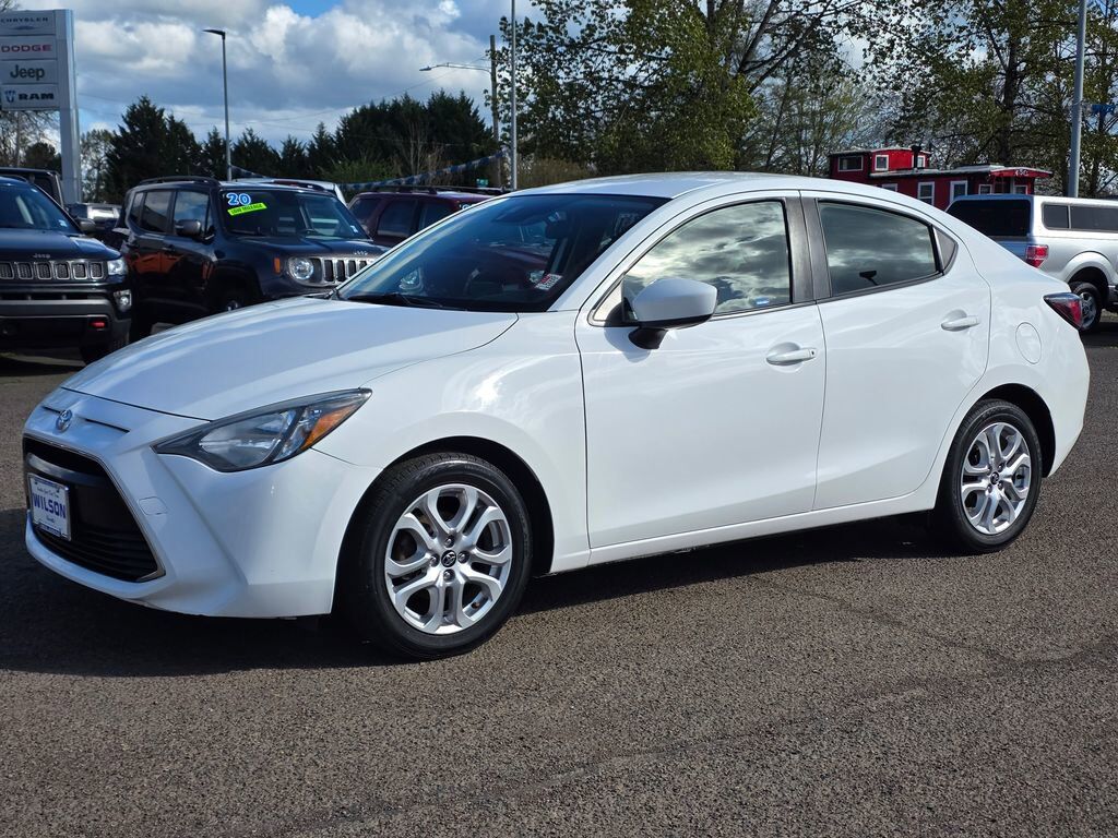 2018 TOYOTA Yaris