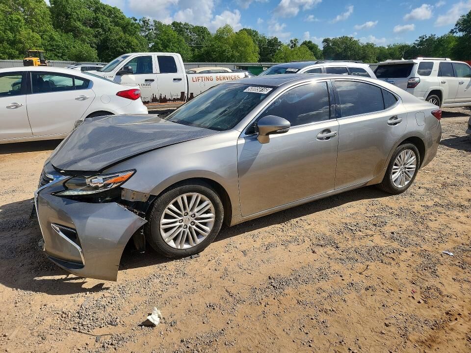 2016 LEXUS ES