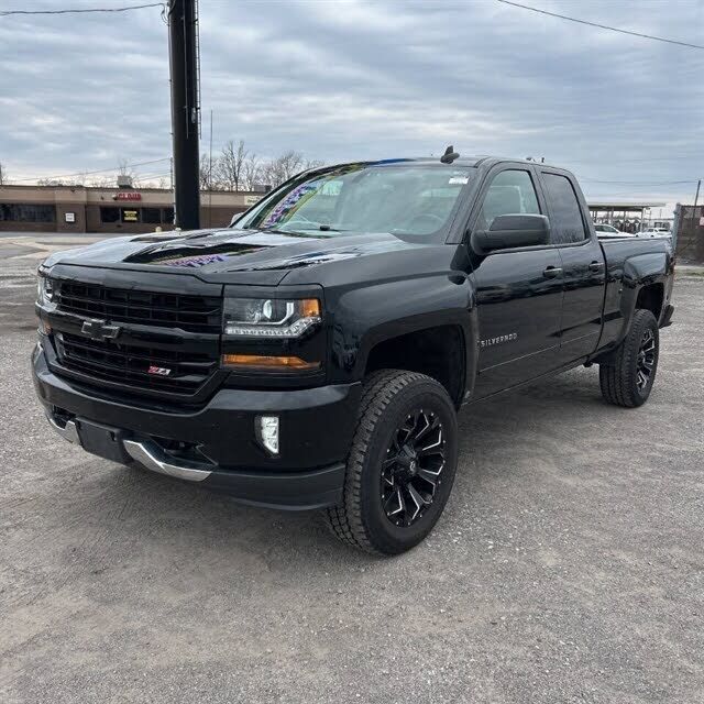 2017 CHEVROLET Silverado