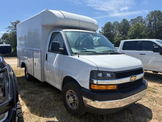 2025 CHEVROLET Express