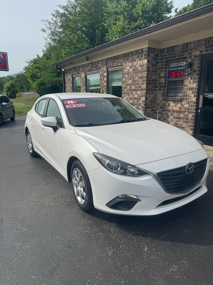 2016 MAZDA Mazda3