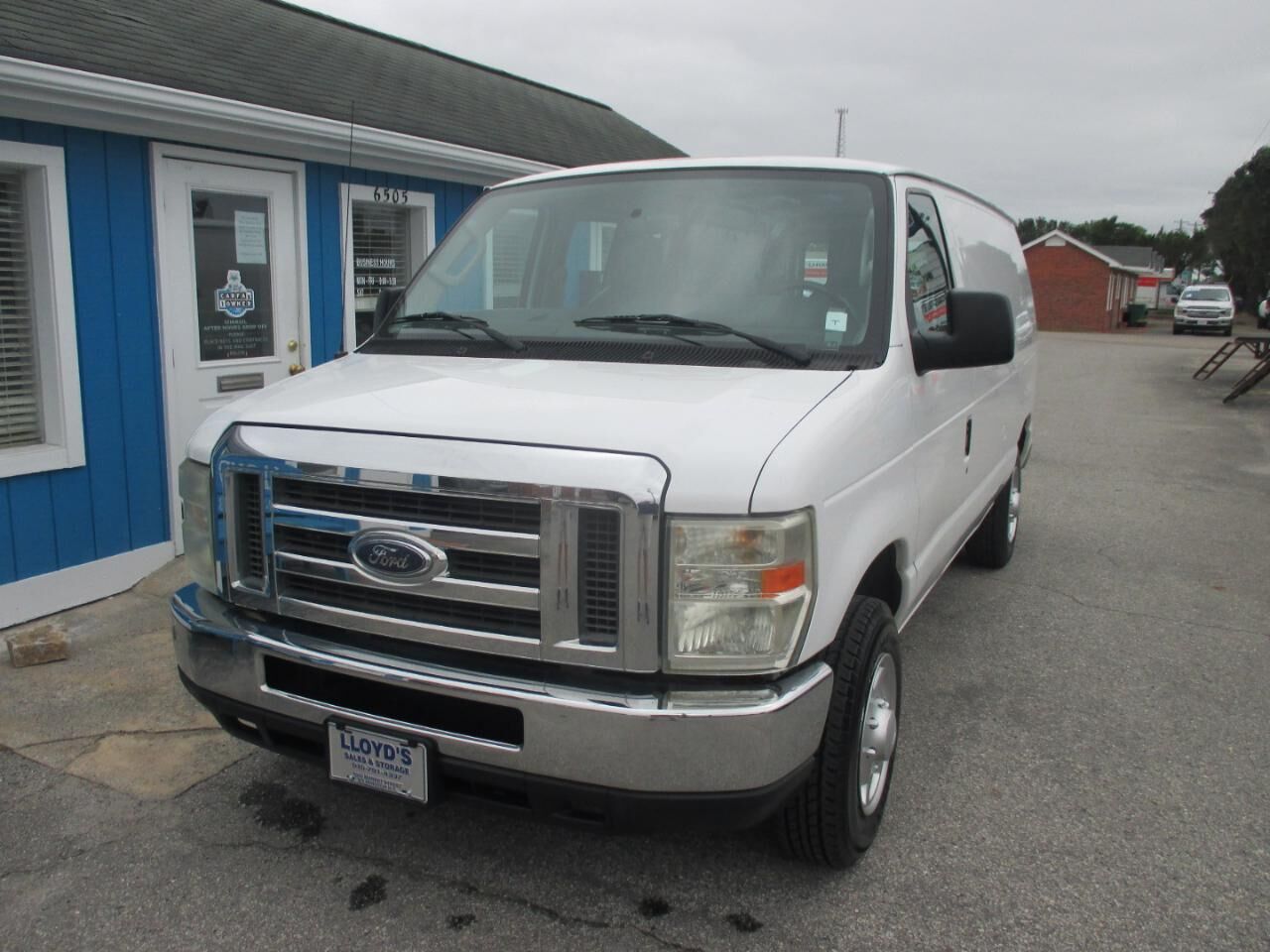 2010 FORD E-150