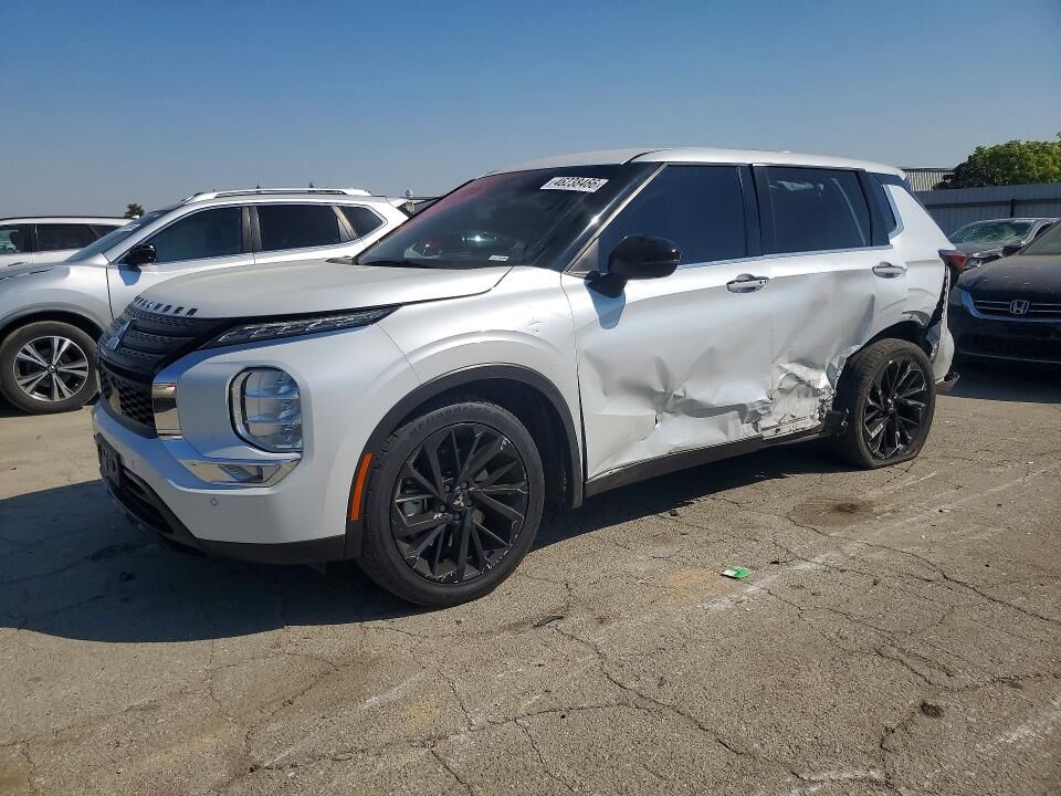 2023 MITSUBISHI Outlander
