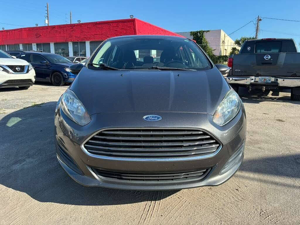 2016 FORD Fiesta