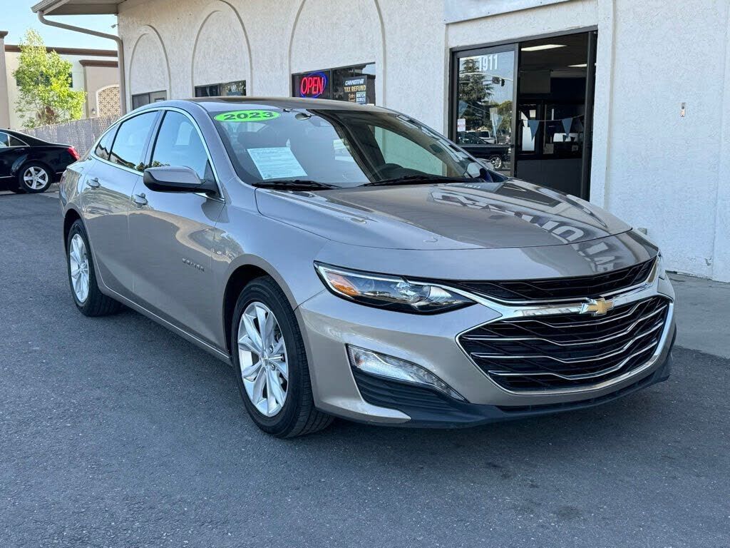 2023 CHEVROLET Malibu