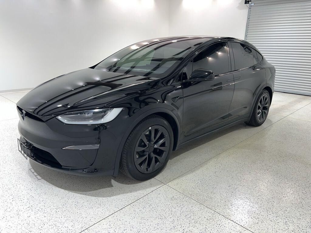 2023 TESLA Model X