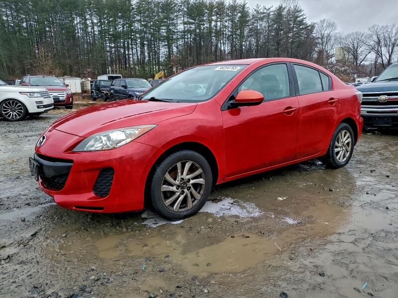 2013 MAZDA Mazda3