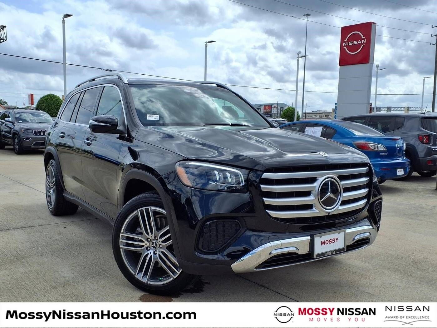2025 MERCEDES-BENZ GLS-Class