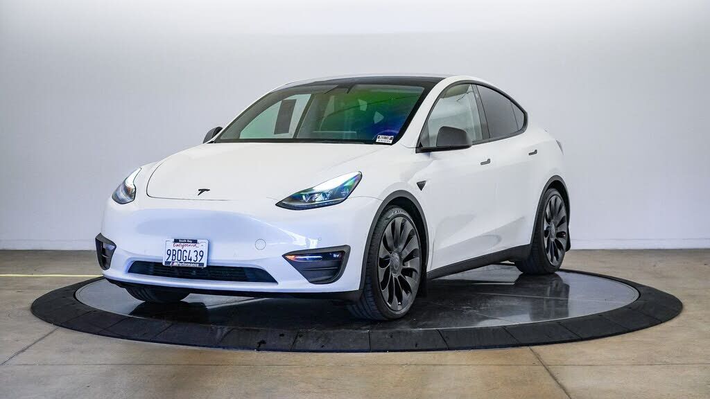 2022 TESLA Model Y