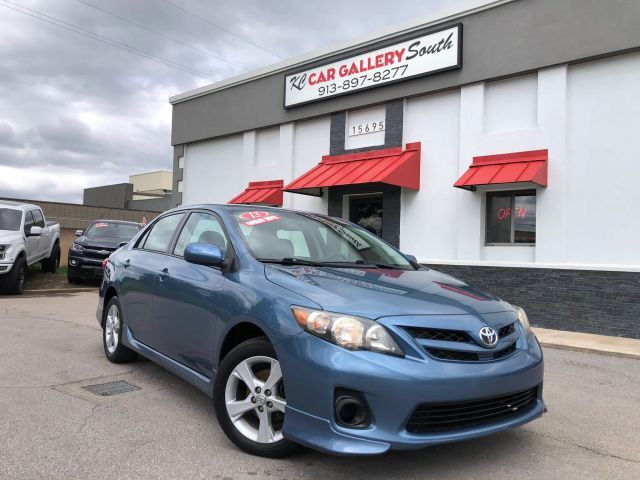 2013 TOYOTA Corolla