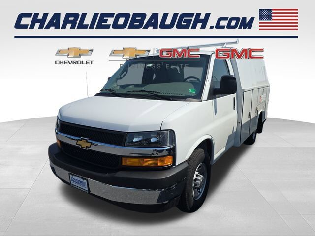 2025 CHEVROLET Express