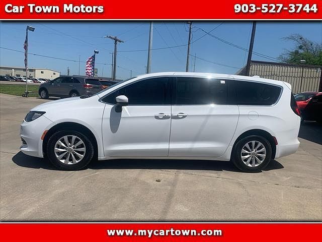 2017 CHRYSLER Pacifica