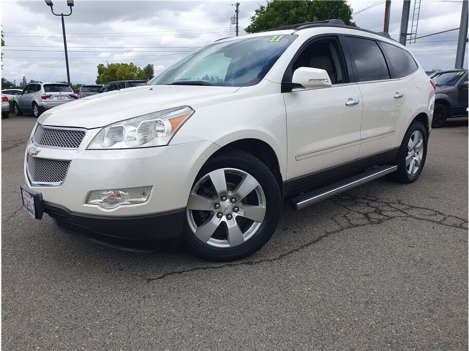 2011 CHEVROLET Traverse