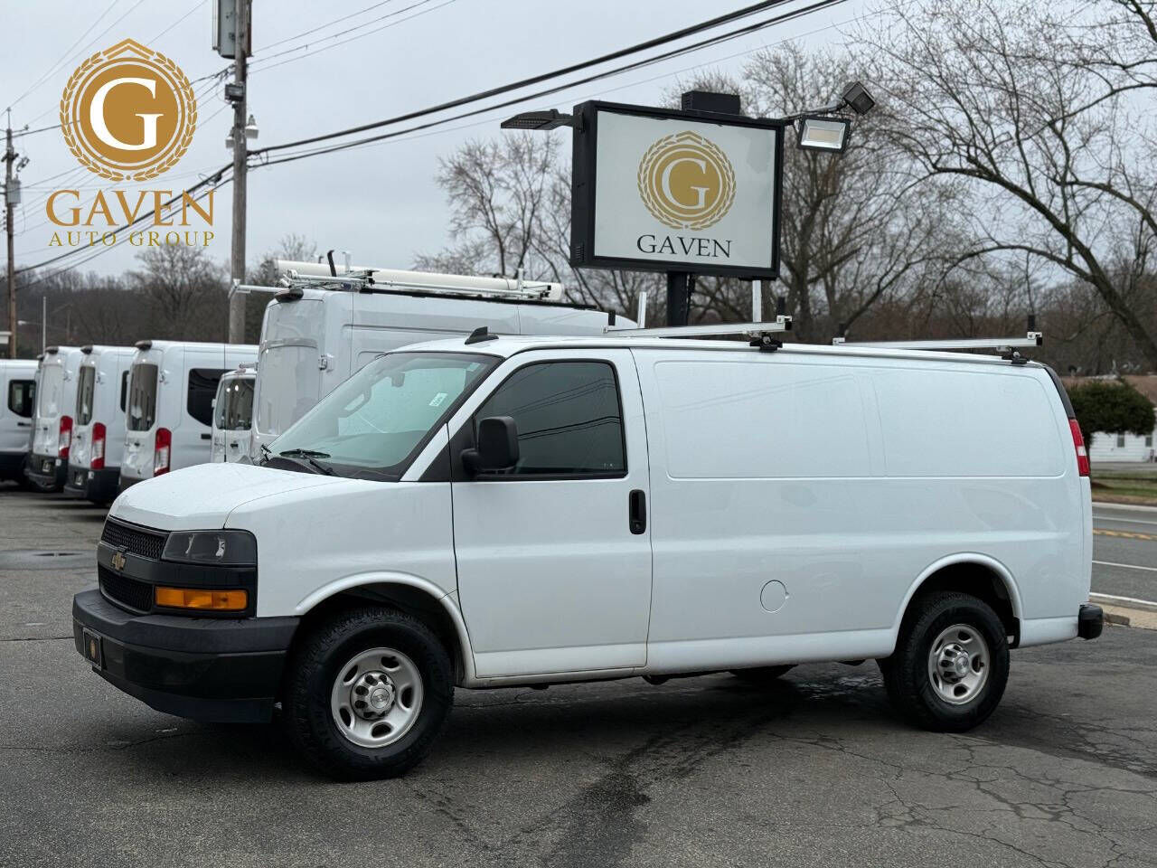 2020 CHEVROLET Express