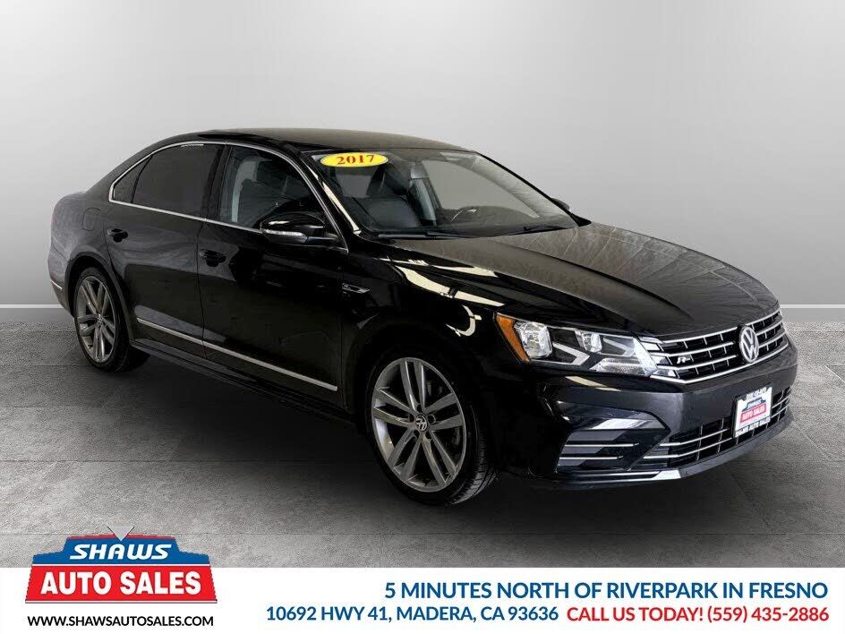 2017 VOLKSWAGEN Passat