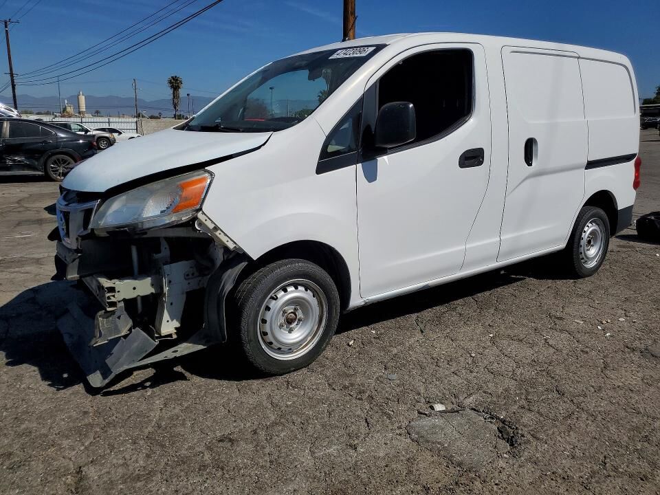 2017 NISSAN NV200