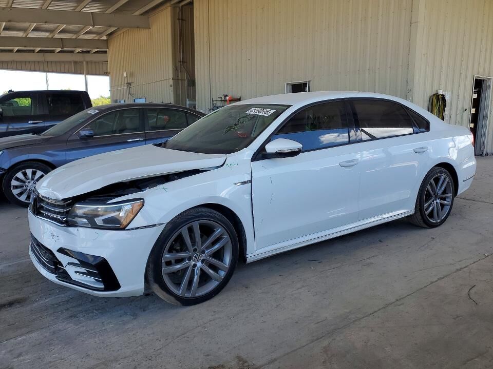 2018 VOLKSWAGEN Passat