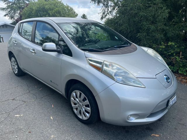 2013 NISSAN Leaf
