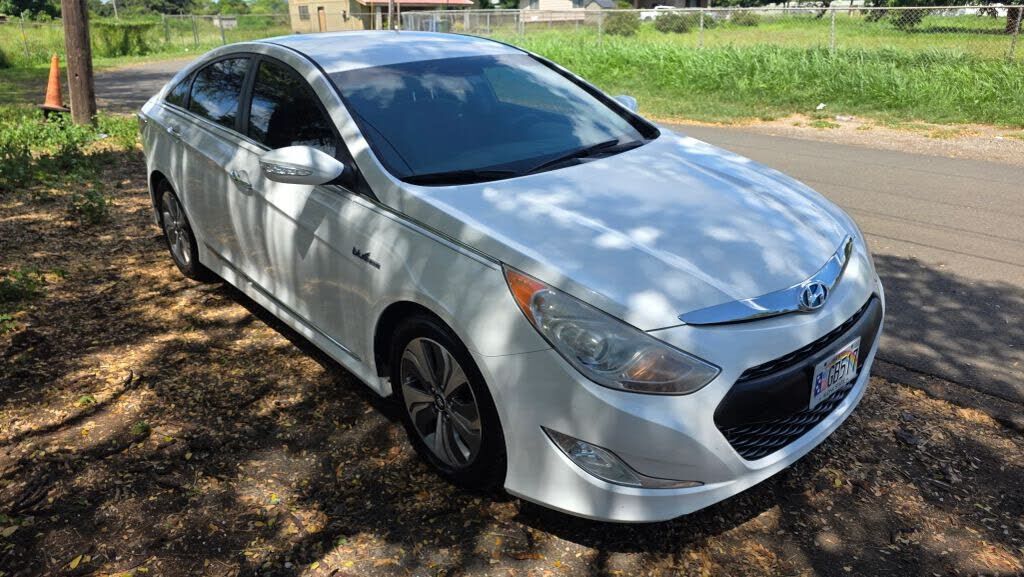 2013 HYUNDAI Sonata