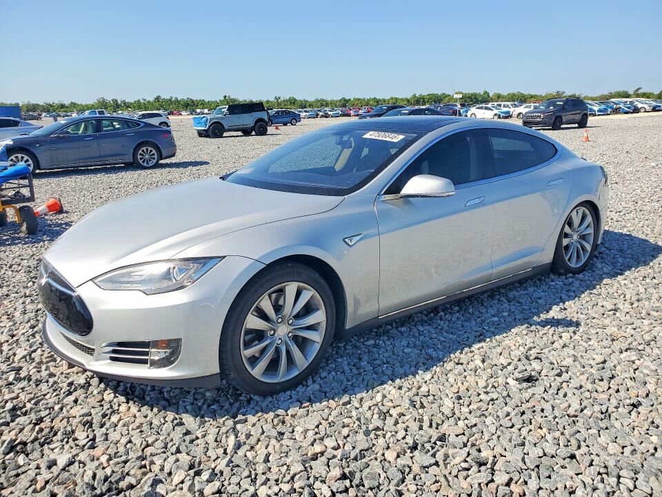 2013 TESLA Model S