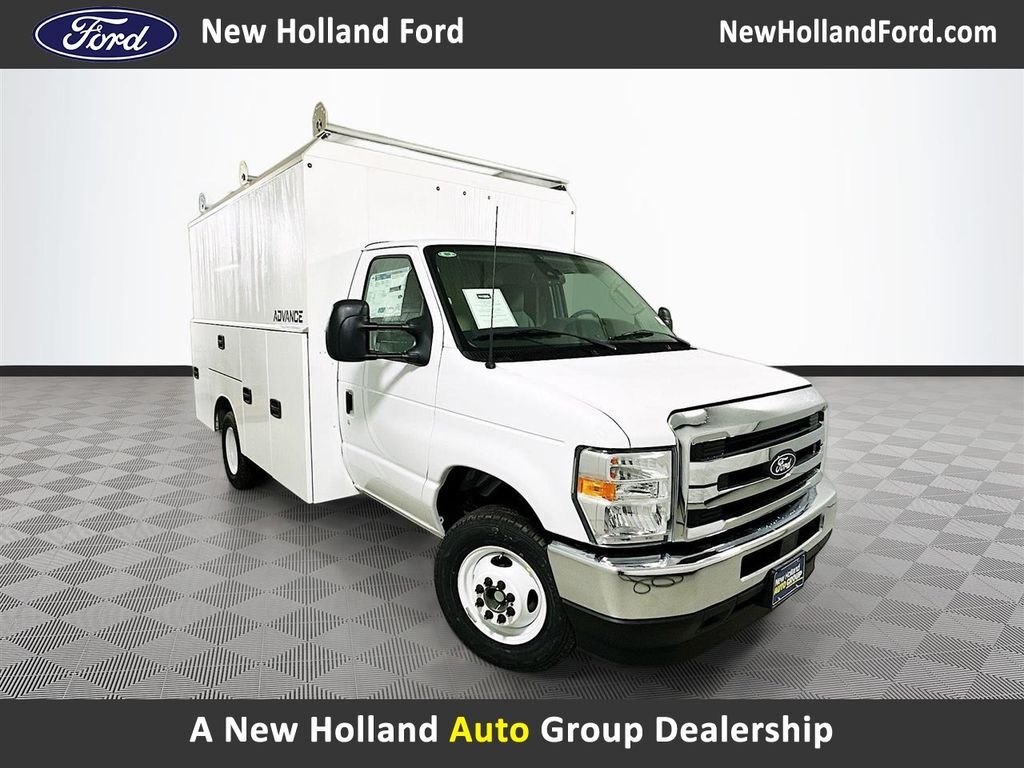 2026 FORD E-350